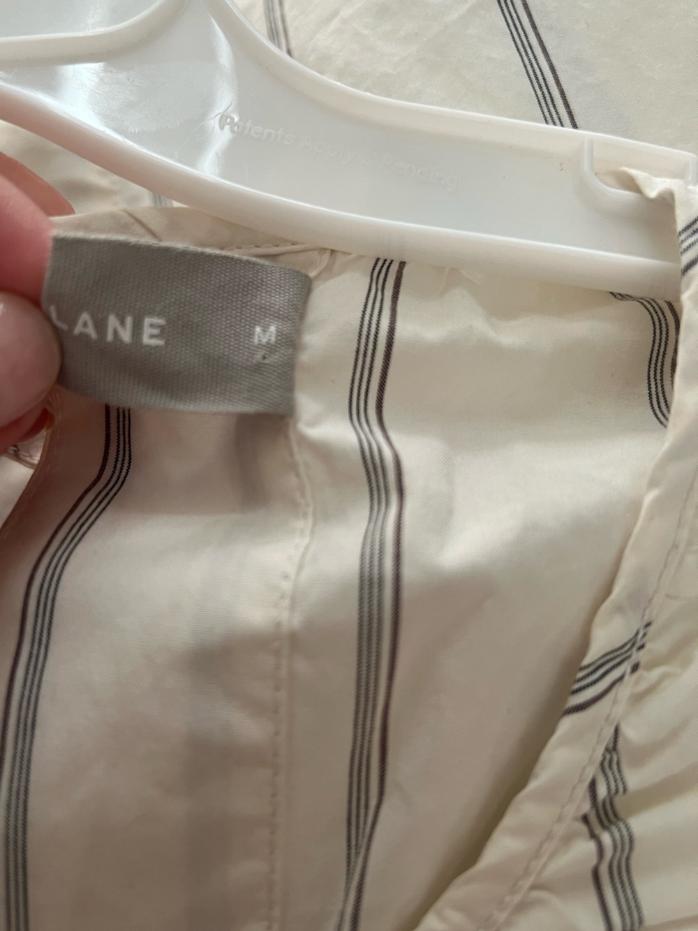Everlane the Poplin Breeze Shirt Medium - Picture 6 of 7